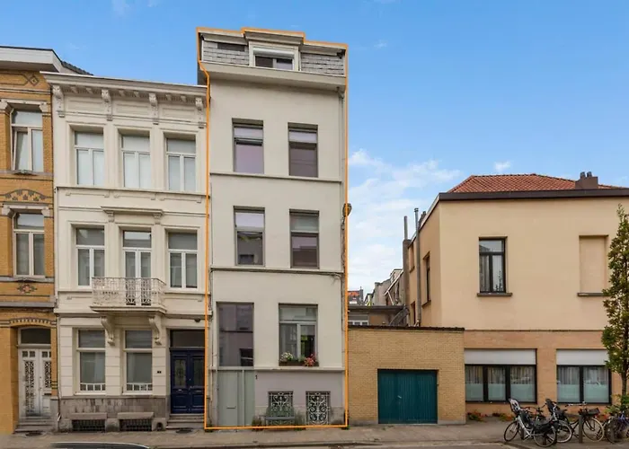 J1 - Urban Studio In Antwerp