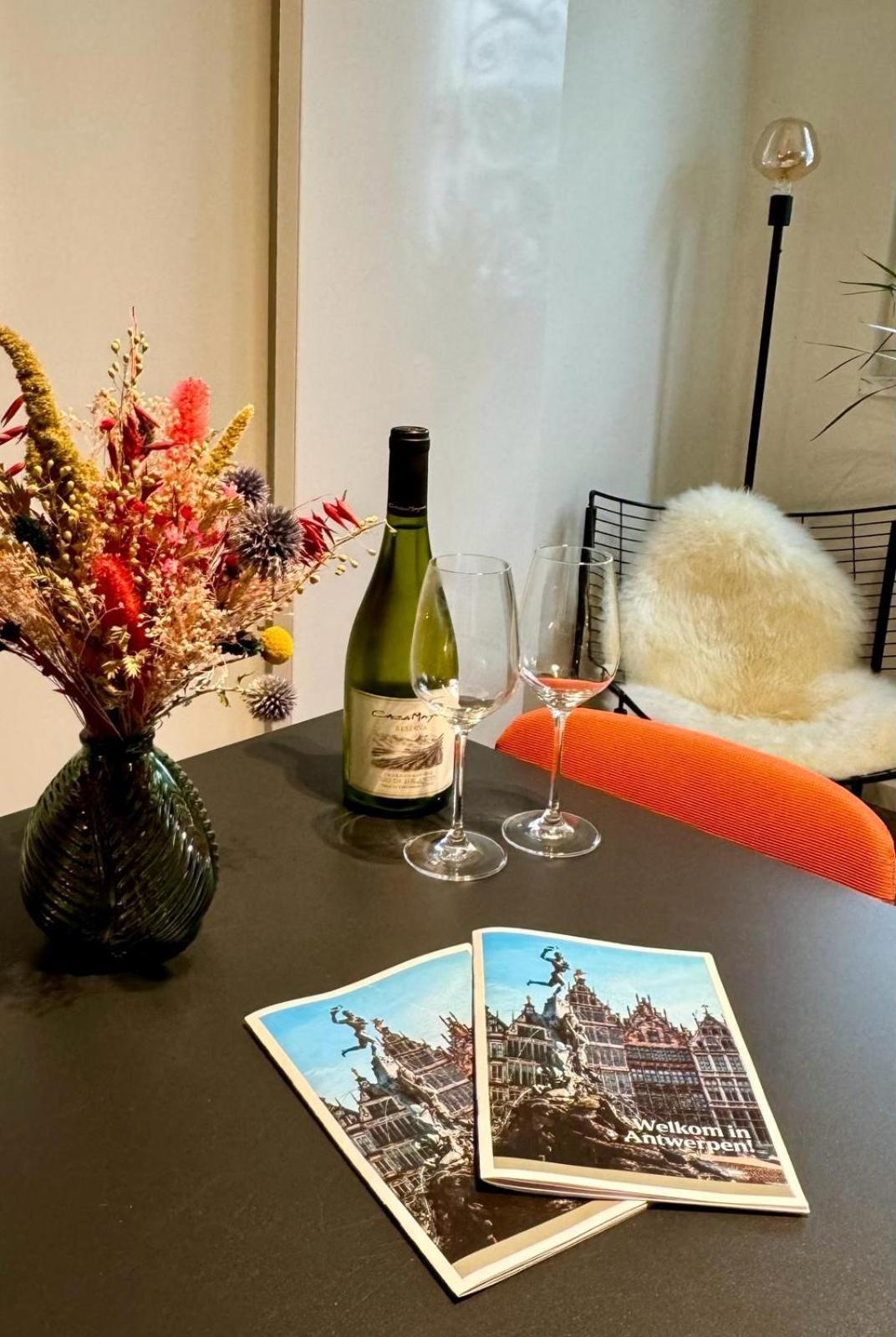 J1 - Urban In Apartment